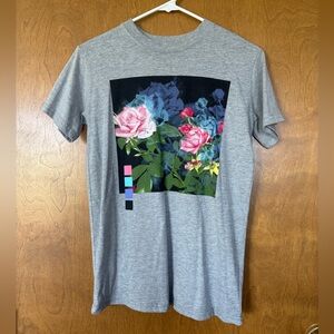 Mighty Fine Gray and Pink Short Sleeve Tee with Floral Design
